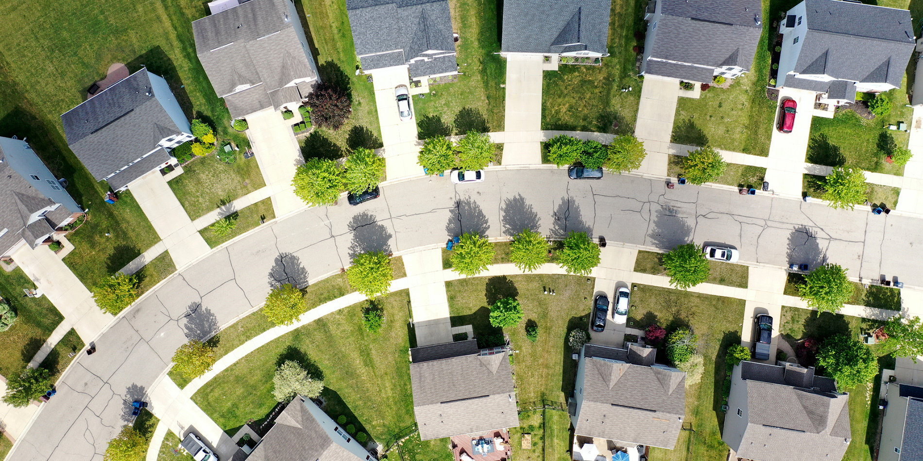 Aerial photo of a subdivision of houses.